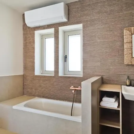 C'est La Vie 2 Ammopi Karpathos